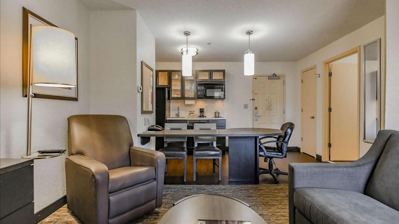 Sonesta Simply Suites Oklahoma City Airport Eksteriør bilde