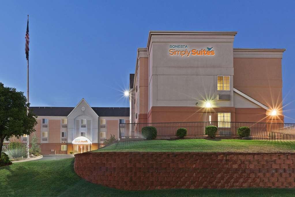 Sonesta Simply Suites Oklahoma City Airport Eksteriør bilde