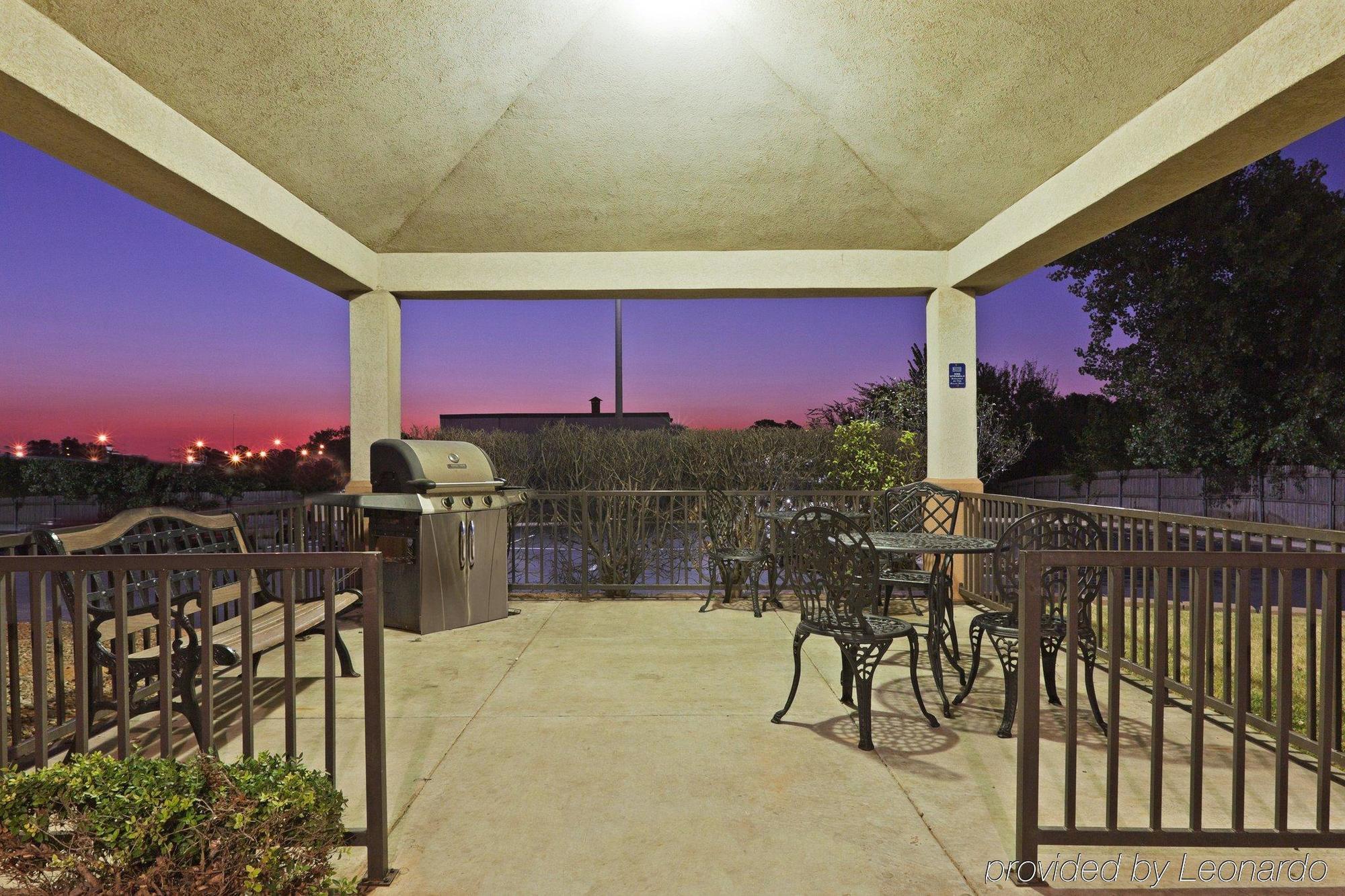 Sonesta Simply Suites Oklahoma City Airport Restaurant bilde