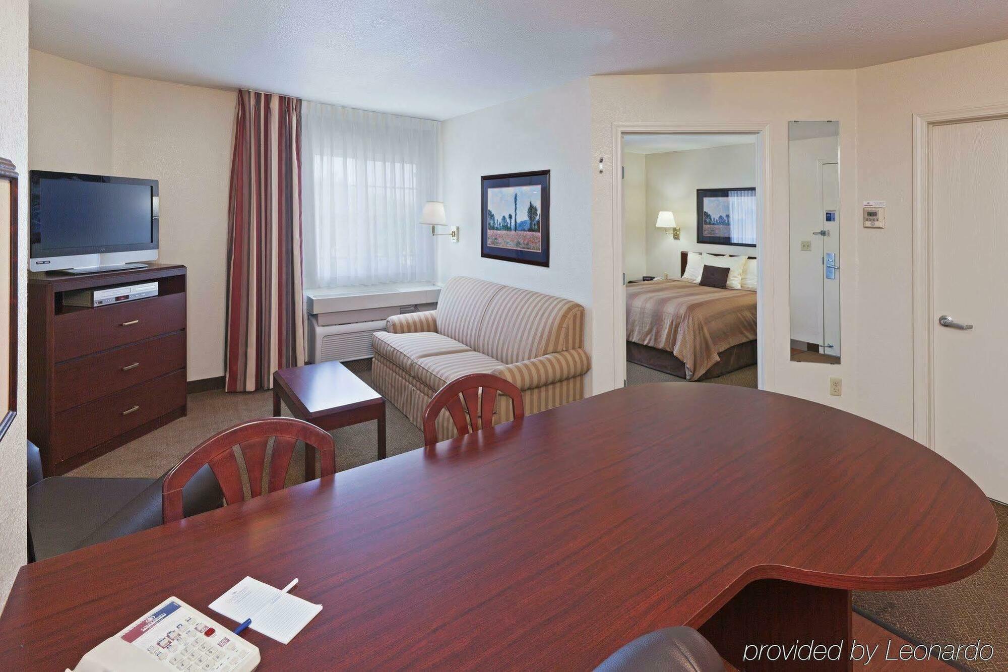 Sonesta Simply Suites Oklahoma City Airport Eksteriør bilde